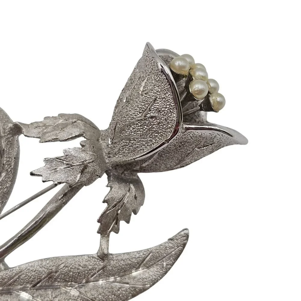 2PC Brooch SilverTone Spring Tulip Lily Floral Lapel Pin Brooch Lot Stmt Elegant